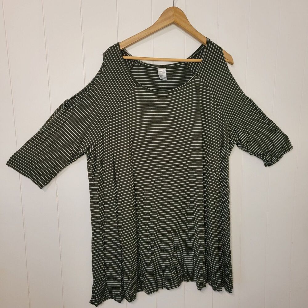 Terra Sky Womens Top Size 2X Plus Green White Striped 3/4 Sleeve